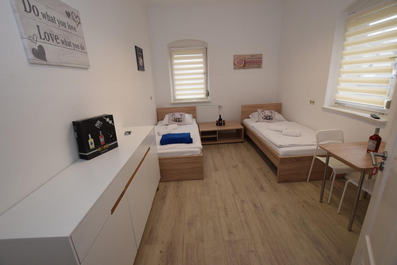 Monteurzimmer Kirchheim-Teck Kirchheim unter Teck Bagian luar foto
